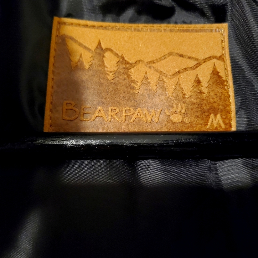 BearPaw Vest Retail $190 NWT Ptp21.5" - Picture 4 of 10